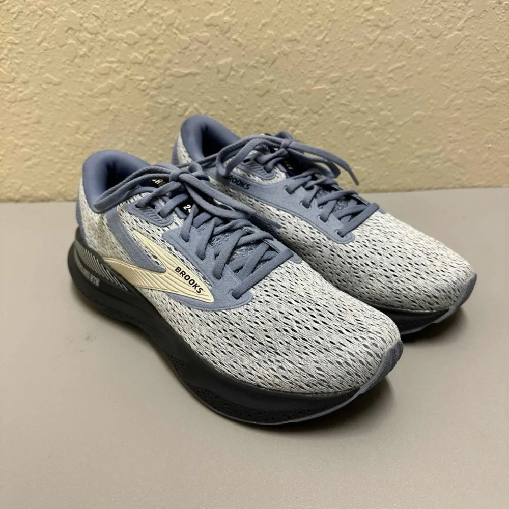 BROOKS Adrenaline 24 GTS Women’s Running Shoes Size 9 Small Wear Right Shoe - Picture 1 of 13